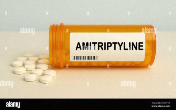 Achat Amitriptyline - Illustration d’un comprimé et d’un clavier